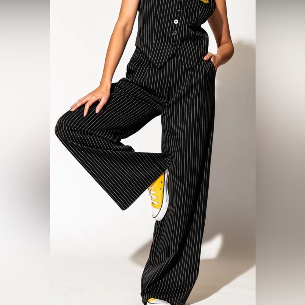 Wide Leg Trousers in Boss B*tch Pinstripe (Black)